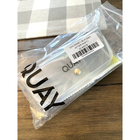 New QUAY Australia After Party Black Smoke - Picture 4 of 9